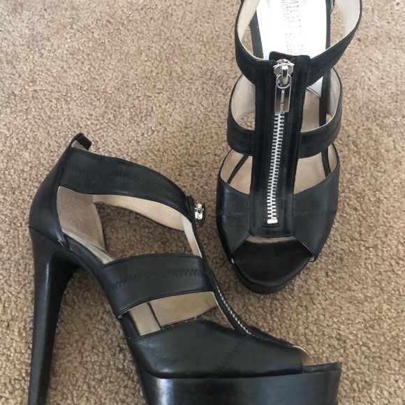 Micheal kors size 9 heels